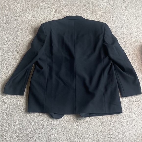 Bolzano Classic Black Men's Tuxedo Suit - Picture 6 of 9